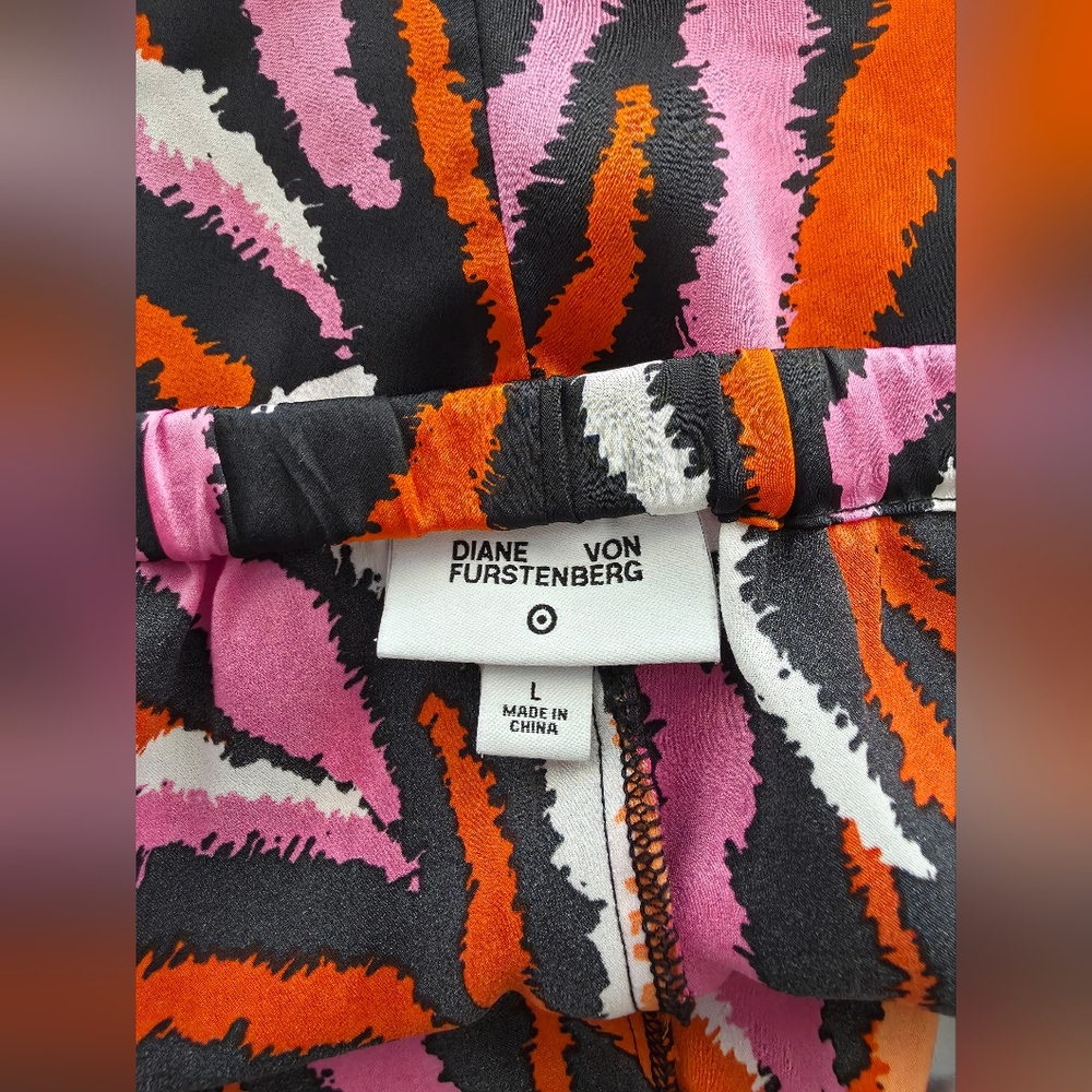 DVF for Target Satin Pajama Set Disco Zebra Pink Orange Vibrant Retro Boho Large - Picture 8 of 13